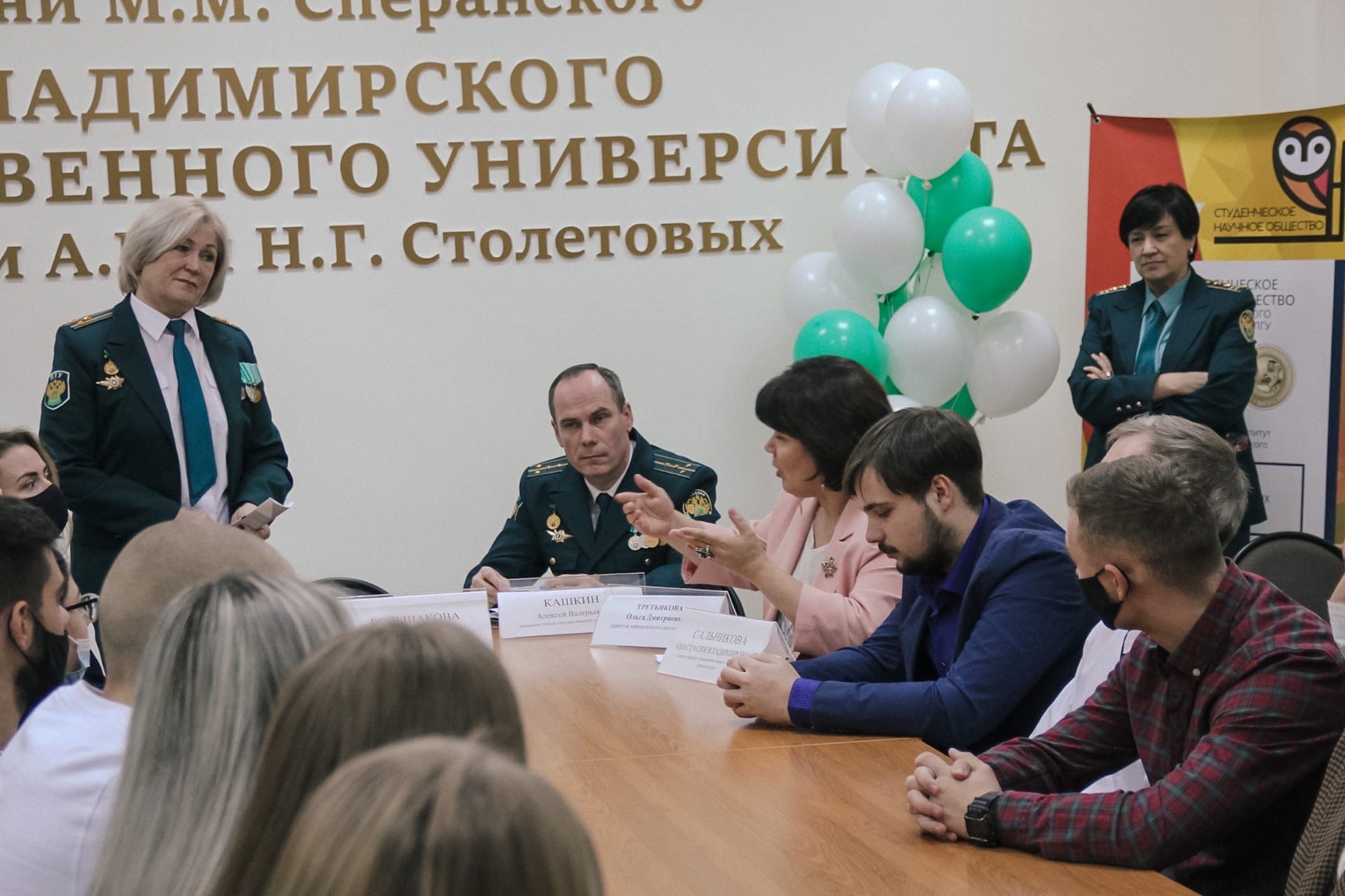 9-CctZKQpuPPrr-BrjUv1irIoL.jpg